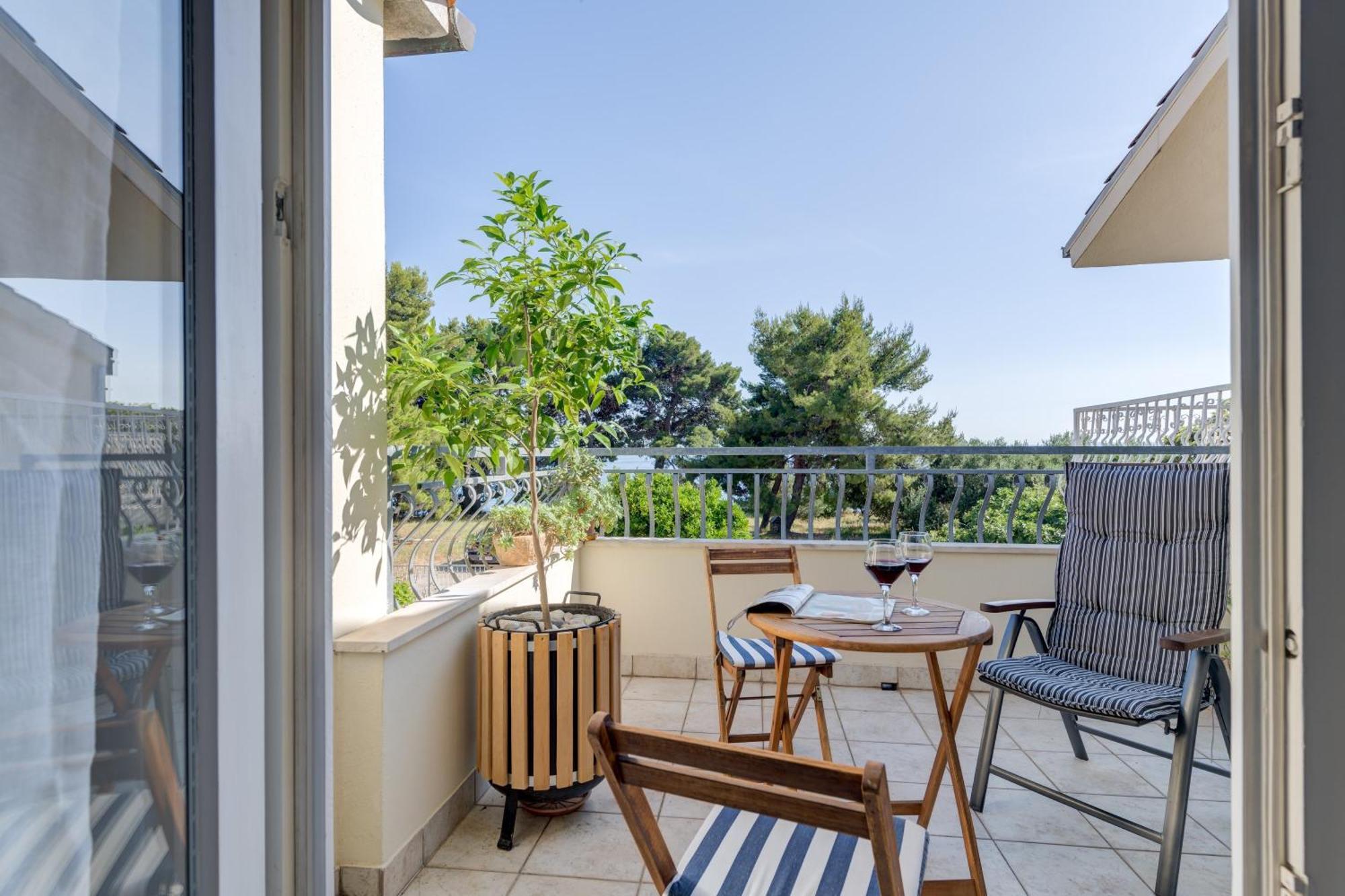 Apartmán Beachfront Milan, With Balcony Split